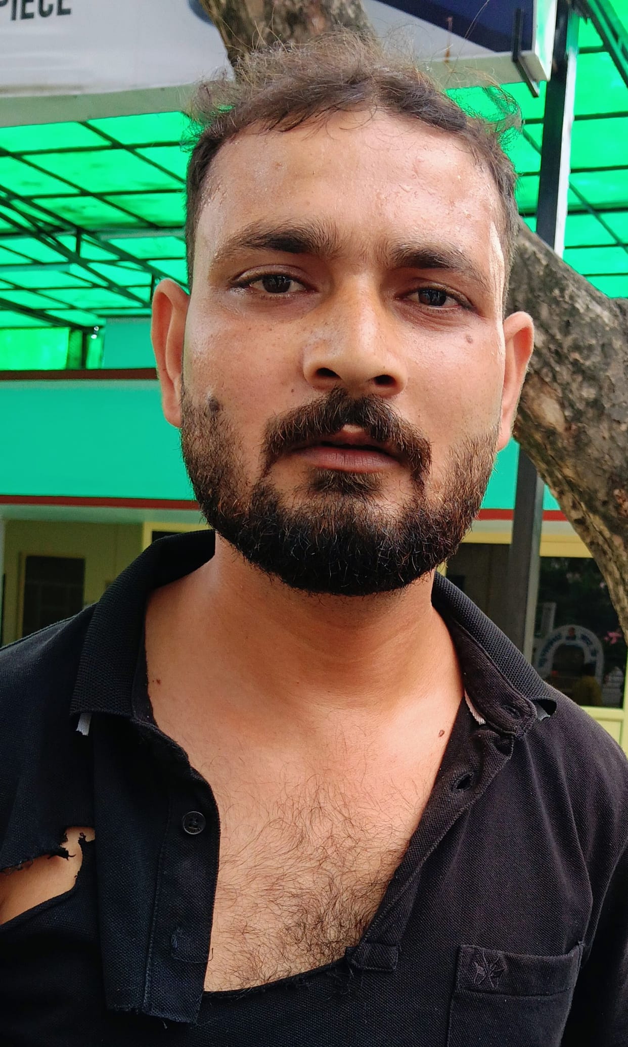 Clash between two groups in Sathla; two injured.