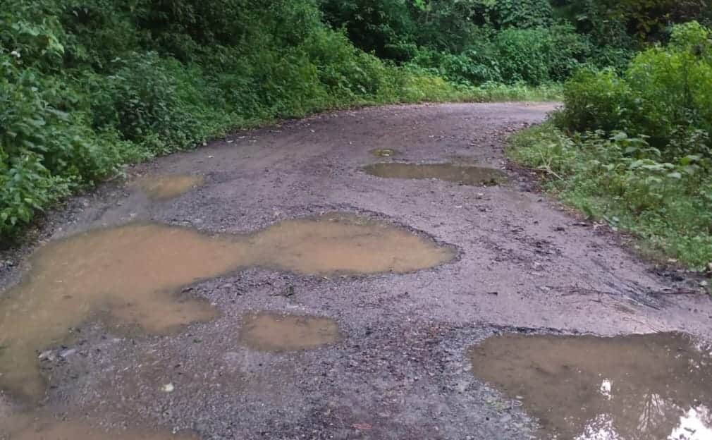 इस तरह बदहाल हुई कंधार-परकोटी-पत्थरखानी सड़क