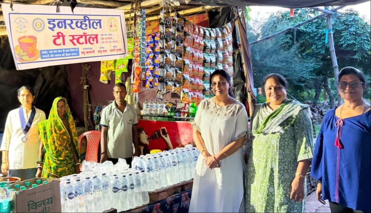 Inner Wheel Club provided a tea stall to a needy family.