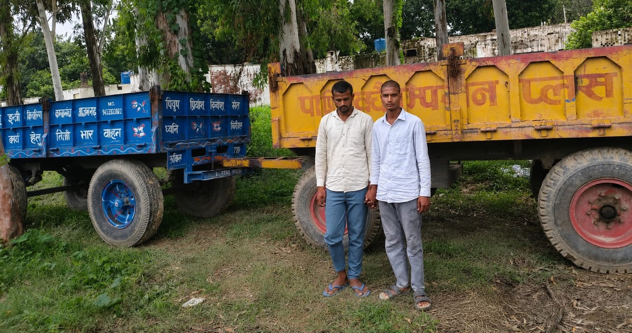 Youths drowning in debt from playing online games rented and sold farmers' tractor trolleys, 2 arrested