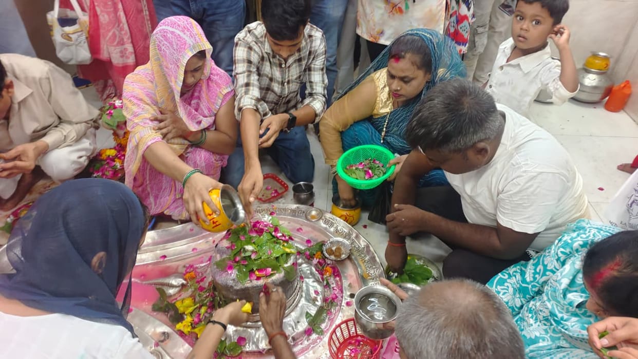 A surge of devotion at Shiva temples on the first day of Sawan; temples echoed with chants hailing Bholenath