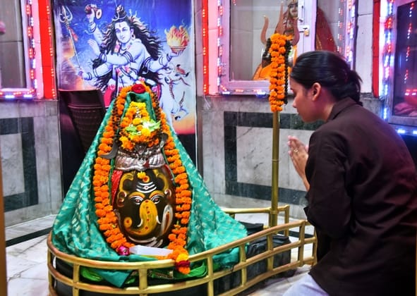 'Har-Har Mahadev' will echo in the Shiva temples... Lakshman Nagari will be immersed in devotion to Shiva
