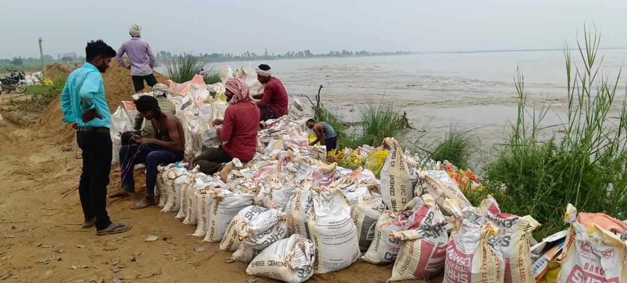Ganga in spate, embankment condition precarious; administration steps up surveillance.