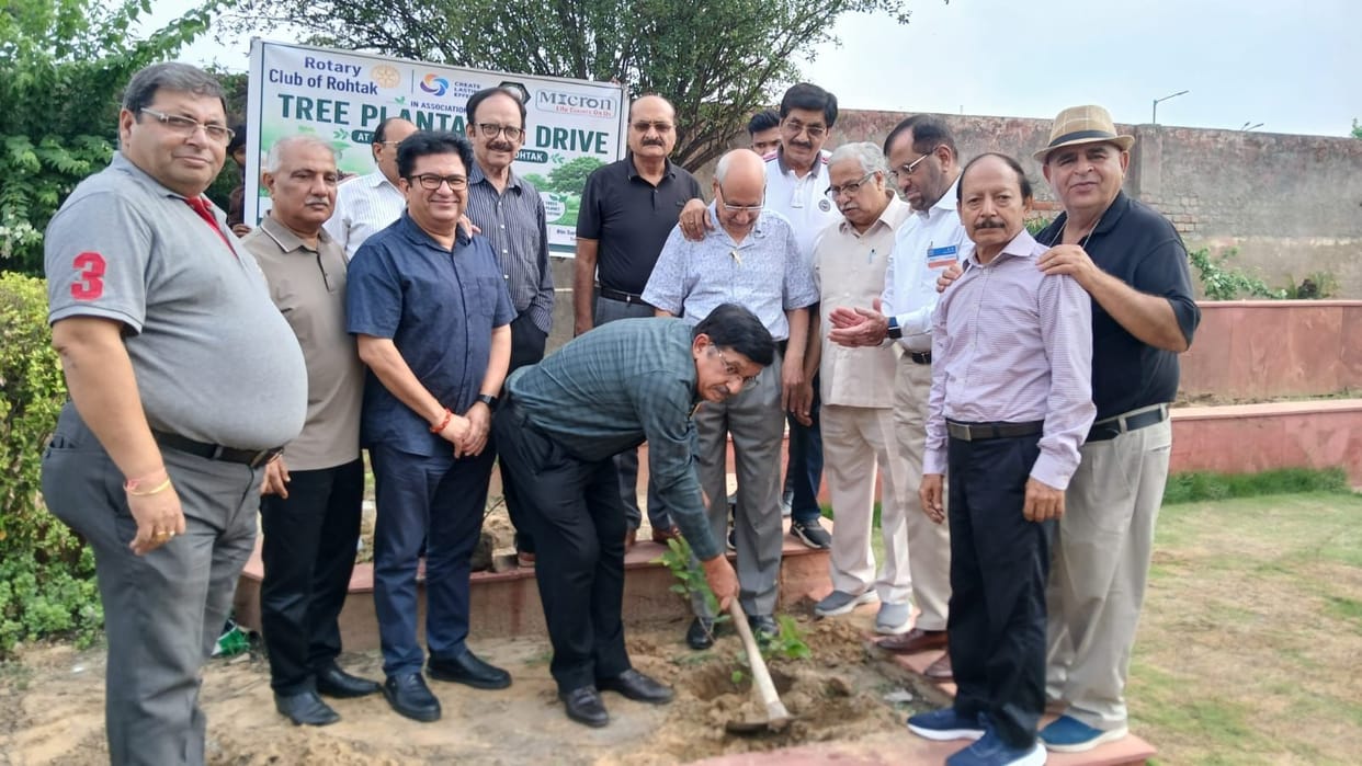 Rotary Club of Rohtak Conducts Tree Plantation Drive