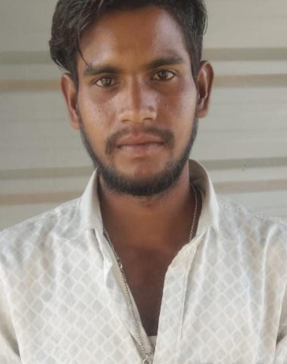Youth drowns while bathing in the river.