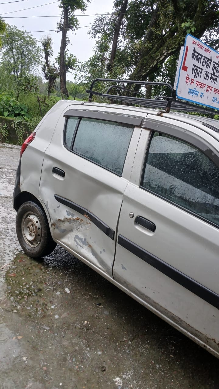 Rock falls from hillside in Banoi training school vehicle damaged.