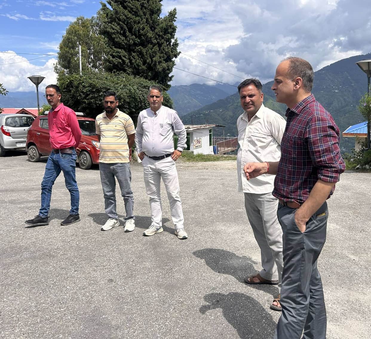 SDM inspected the condition of roads in Nitthar
