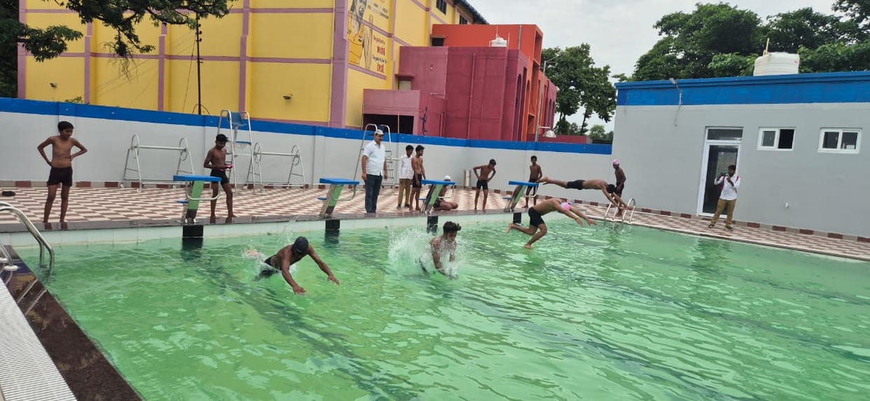 Vivek and Raunak secured the first position in the district-level swimming competition.