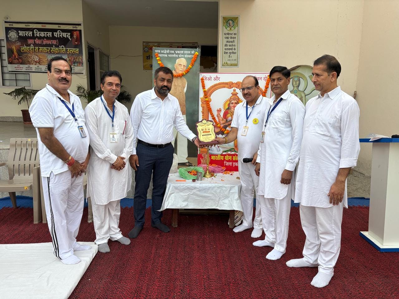 कार्यक्रम का शुभारंभ करते हुए एसडीएम मनीष। विज्ञप्ति