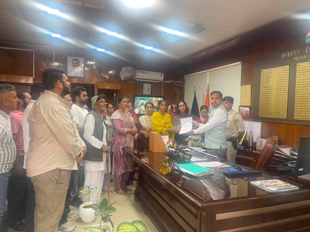 Former village head also approaches DC and SP regarding the Auhar Gram Sabha dispute.