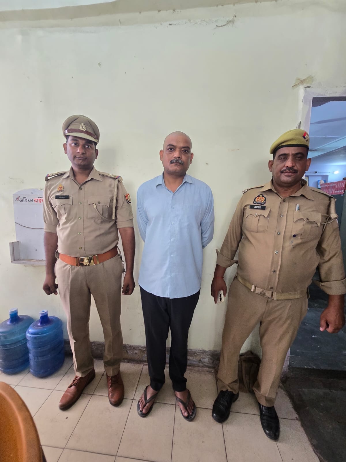 Bank employee arrested in wife's suicide case