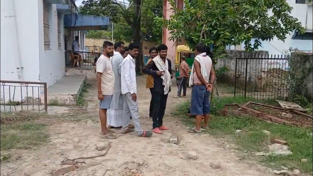 Wife stabs husband in the chest during a domestic dispute; gruesome death sparks shock;