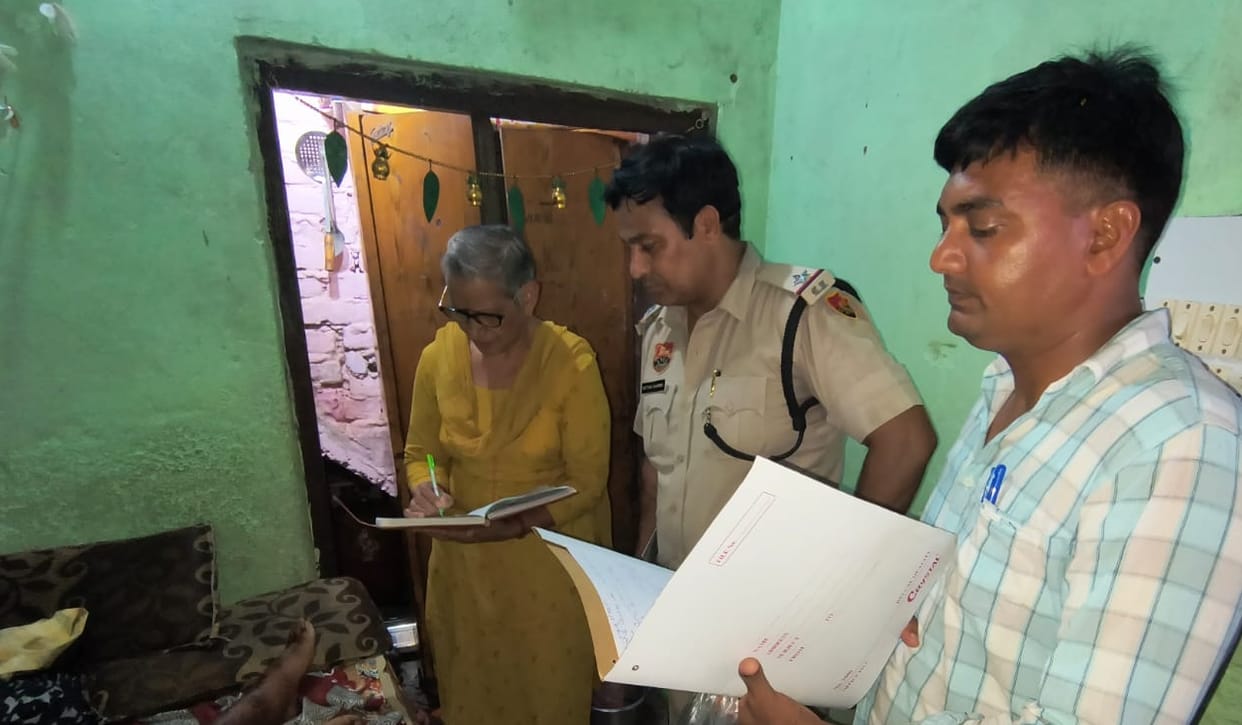 Sampla Municipal Council employee murdered; throat slit