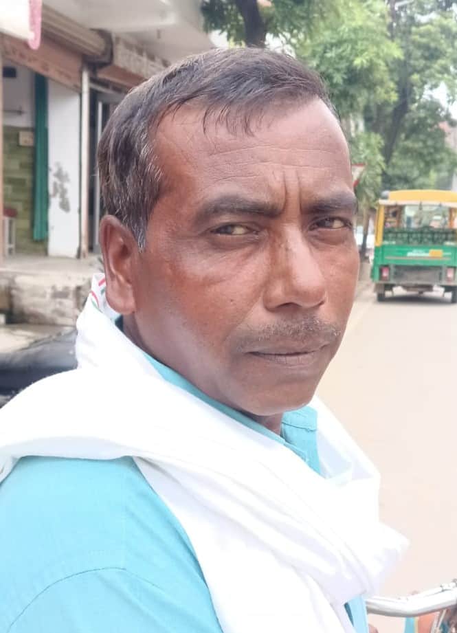 In some places, farmers found urea, while in others, they returned empty-handed.