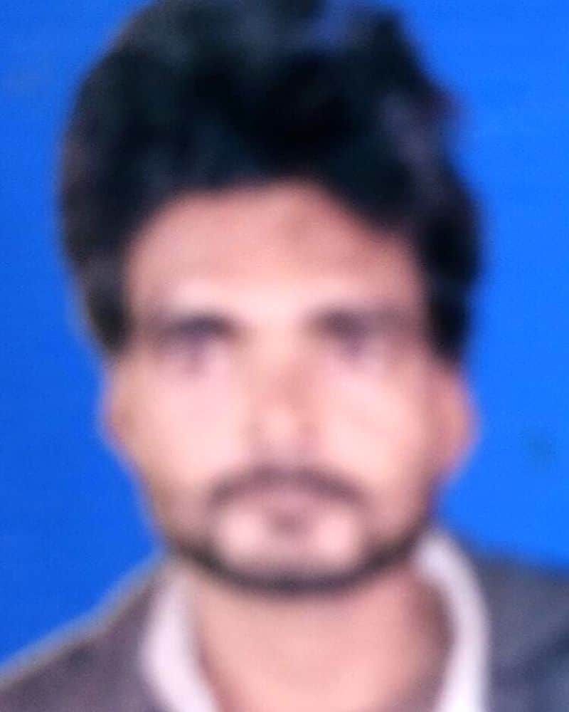 फोटो 31 एमएएचपी 03 परिचय-किसान मुकेश कुशवाहा (फाइल फोटो)। स्रोत: परिजन