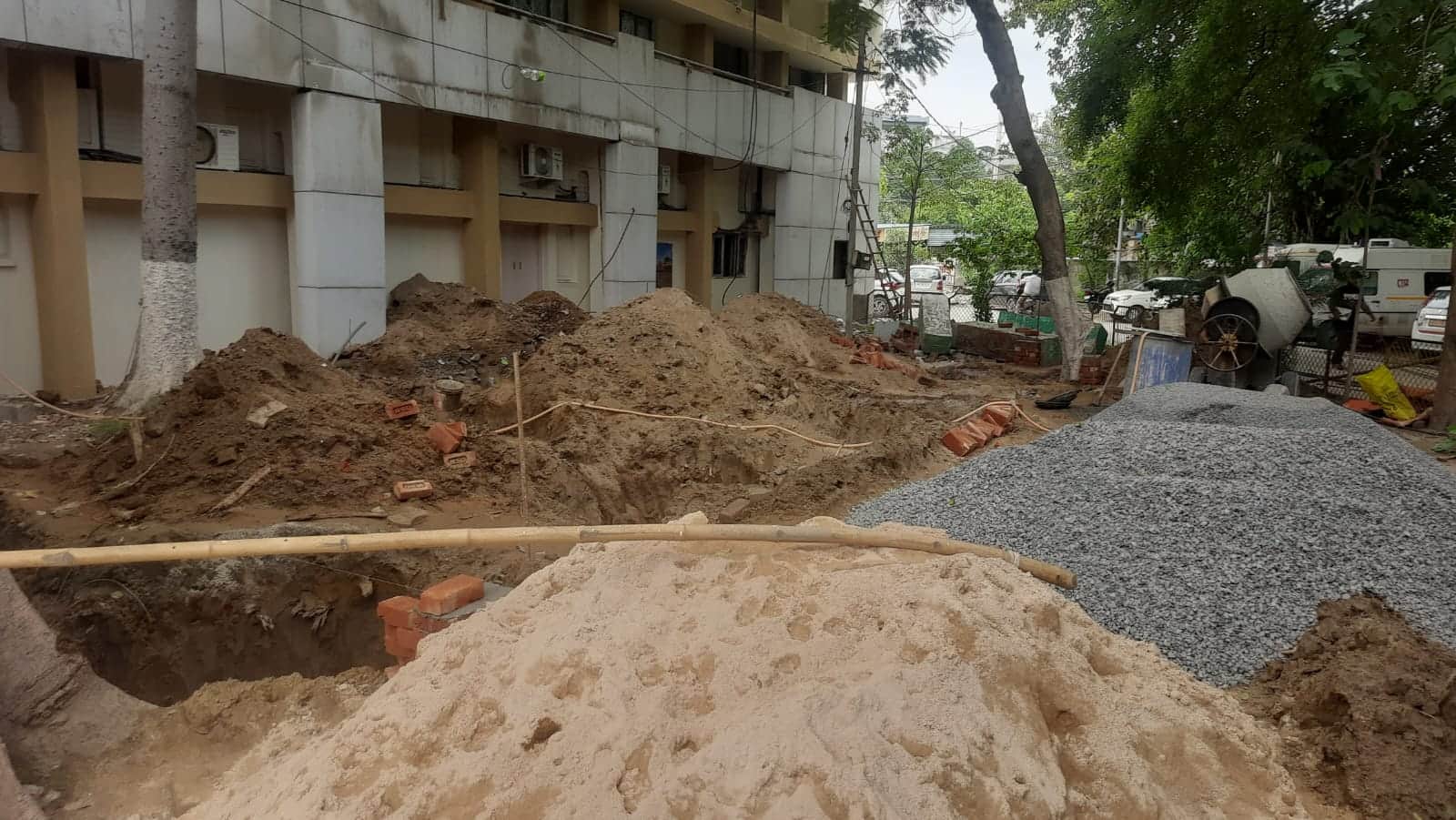 फोटो : सोनीपत के जिला नागरिक अस्पताल में आपातकालीन के साथ शुरू हुआ निर्माण कार्य। संवाद