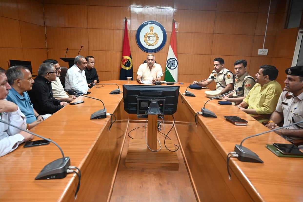 Shopkeepers should appoint one watchman for every 50-60 shops: DCP