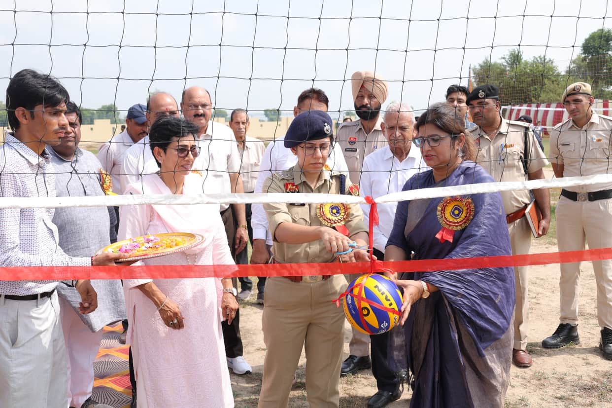 Players from the 65 teams participating in the volleyball festival