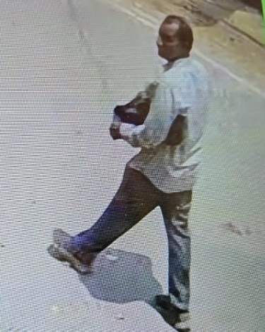 Stole a locket worth 7.50 lakh under the pretext of buying an amulet.