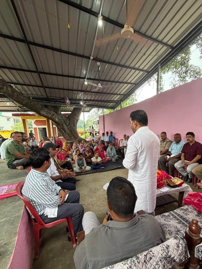 The Acharya Brahmin community of Gatti village has once again been granted OBC status.