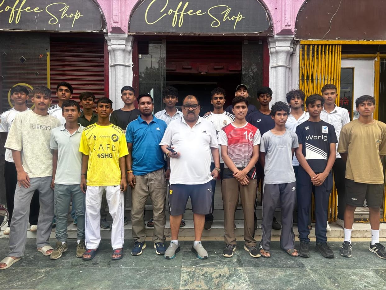 Football team leaves Mau for state-level competition.