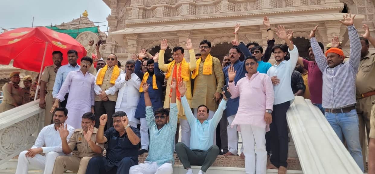 Pappu Yadav's protest is an insult to the saint community: Mahana