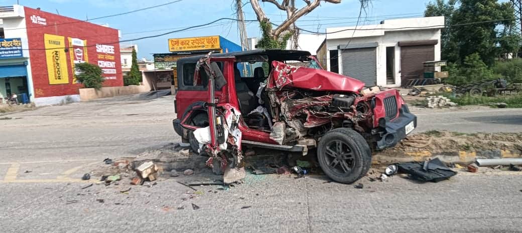 Two people injured in collision between Thar and tractor-trolley