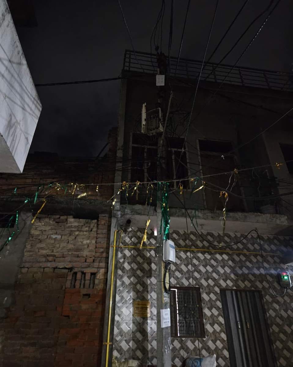 Municipal Corporation's street lighting system collapses... city plunged into darkness at night.