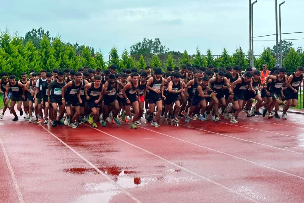 धर्मशाला में अग्निवीर भर्ती रैली के दौरान हिस्सा लेते प्रतिभागी। जागरूक पाठक