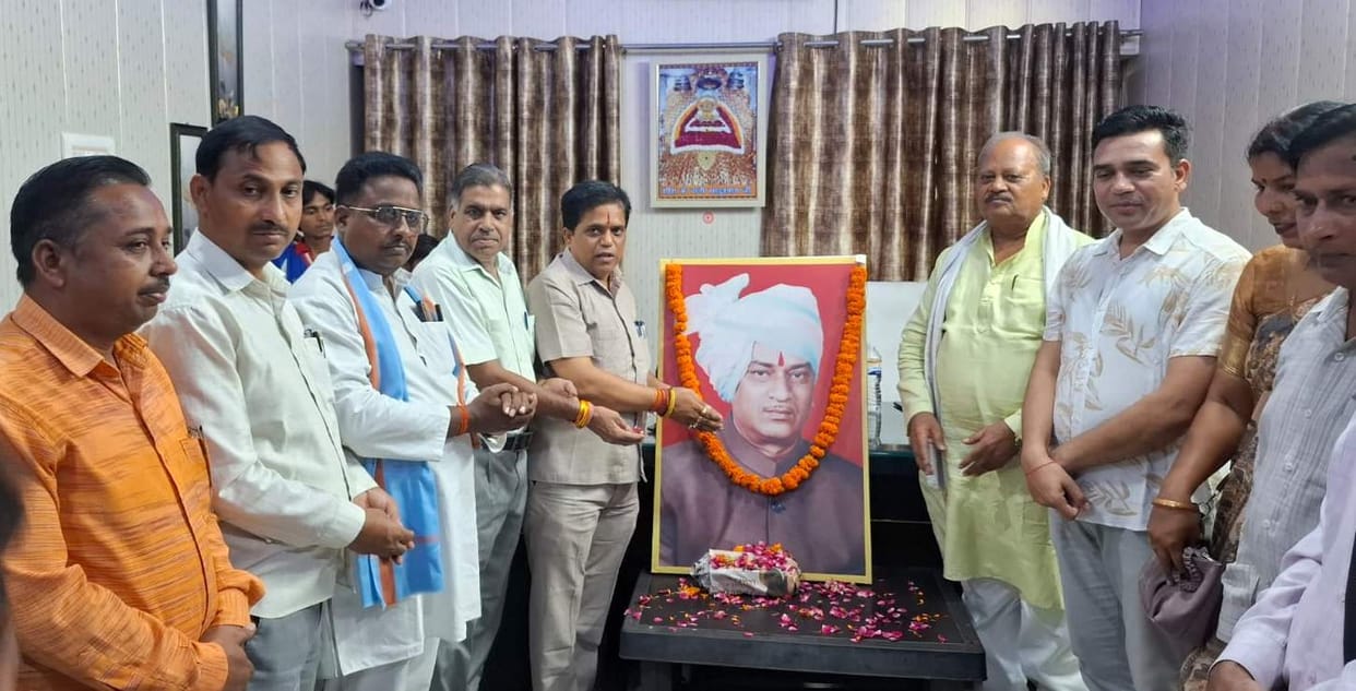 Resolved to adopt the ideals of Raja Ajay Singh.