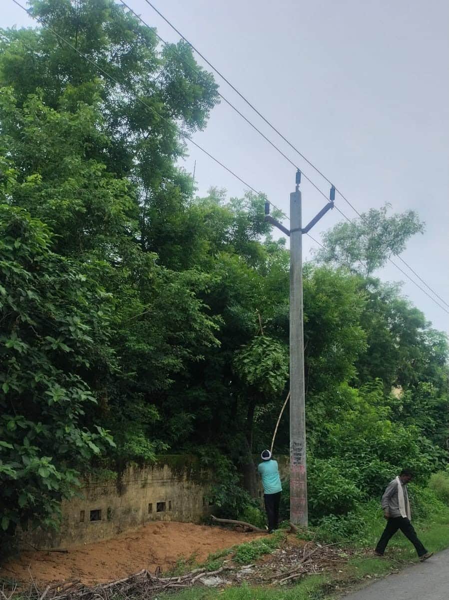 Power is out in 30 villages along with the city