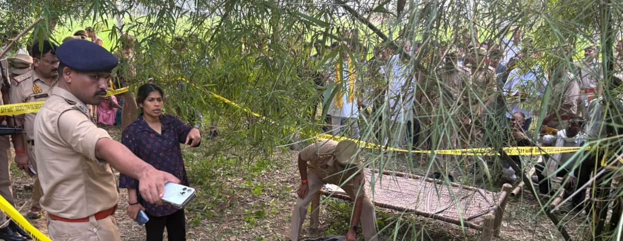 Elderly man beaten to death with sticks and clubs; body dumped in a field
