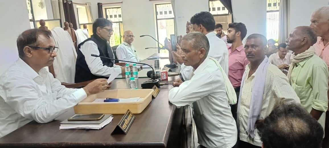 DM heard 32 complaints; two were resolved on the spot.