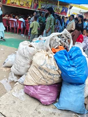 The stain of garbage on the luster of Minjar