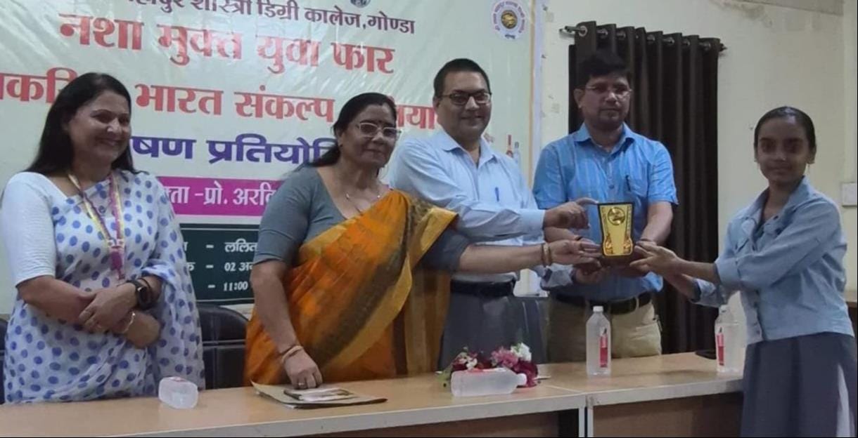 Manasi tops speech contest; Mehwish wins poster competition