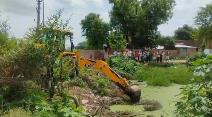 Baby crocodiles not found despite clearing the pit with a JCB.