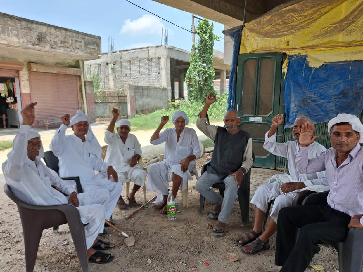 The Bharatiya Kisan Panchayat has devised a strategy for the 'Jail Bharo' (fill the jails) movement.