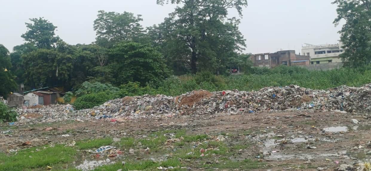 Municipal body encroaches upon the premises of a closed sugar mill.