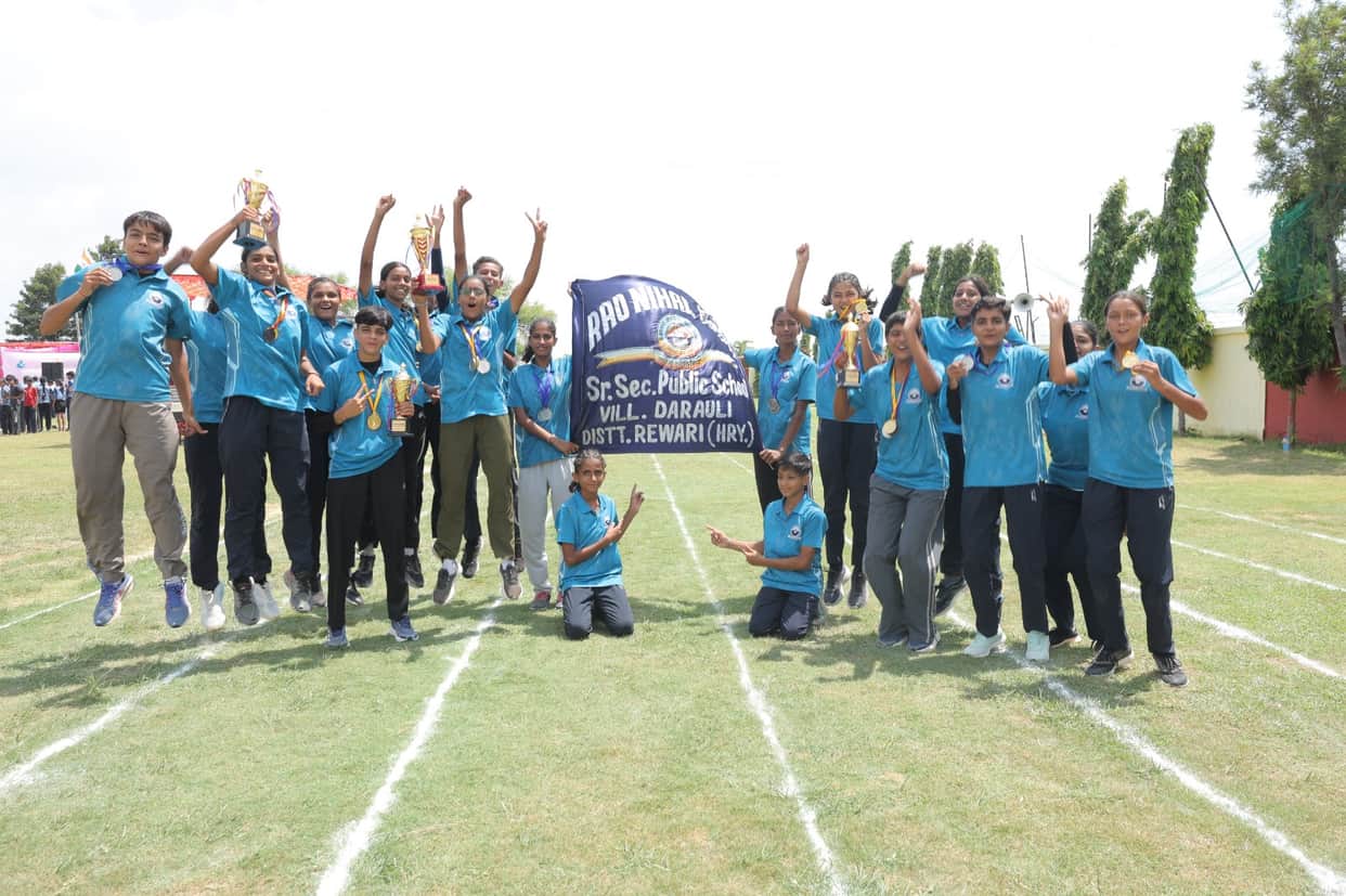 Winning players were felicitated at the closing ceremony.