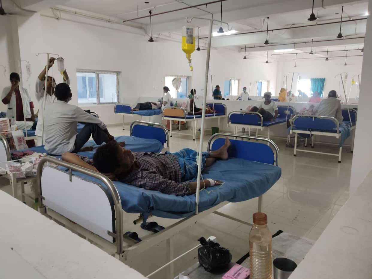 Hospital wards are full of patients suffering from diarrhea and vomiting; 276 admissions recorded at the medical college in one week.