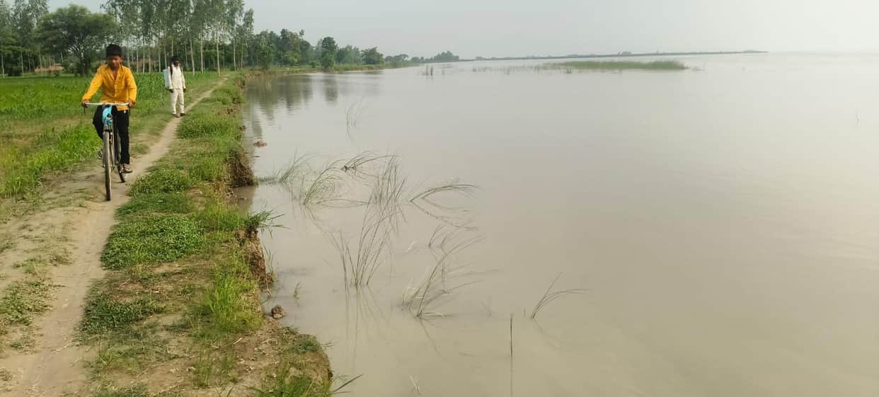 Saryu nears danger mark
