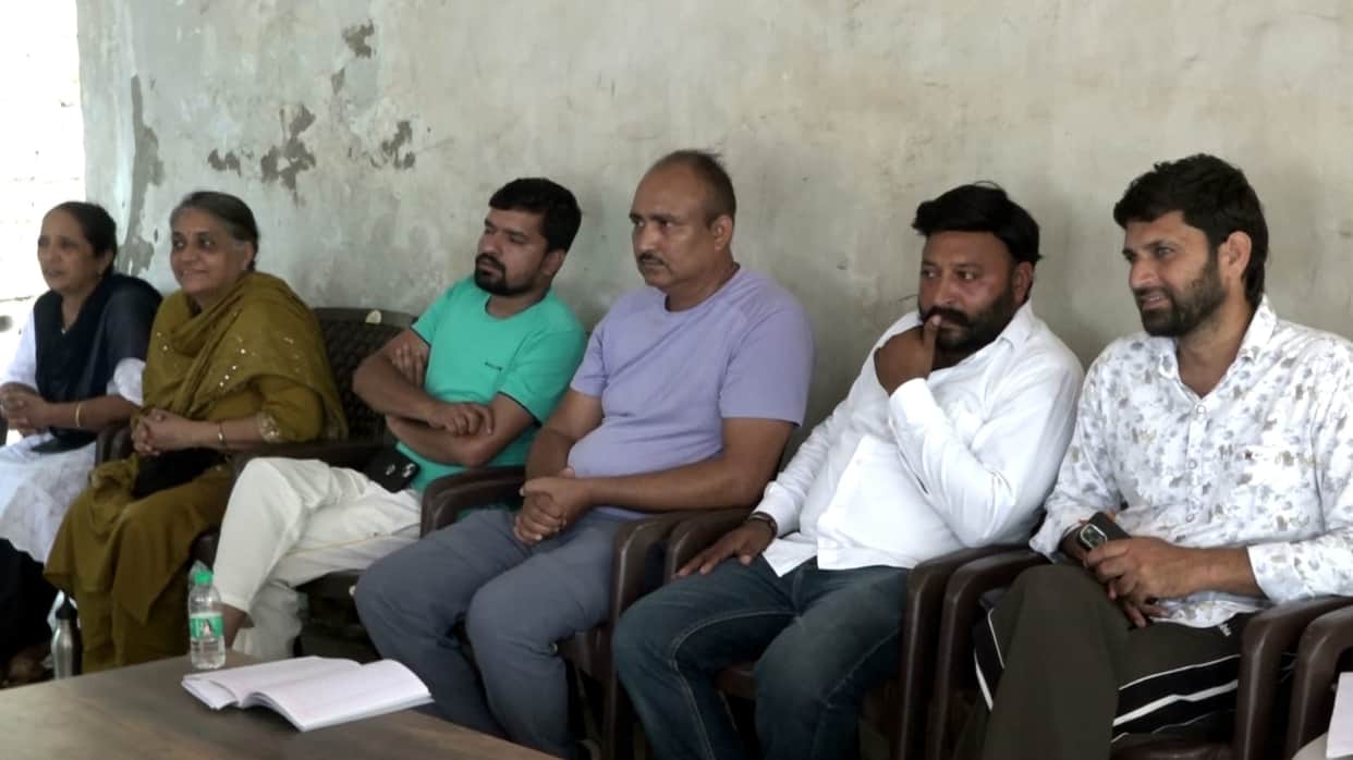 A proposal has been made to hand over the scheme to the Jal Shakti Department due to high water bills.