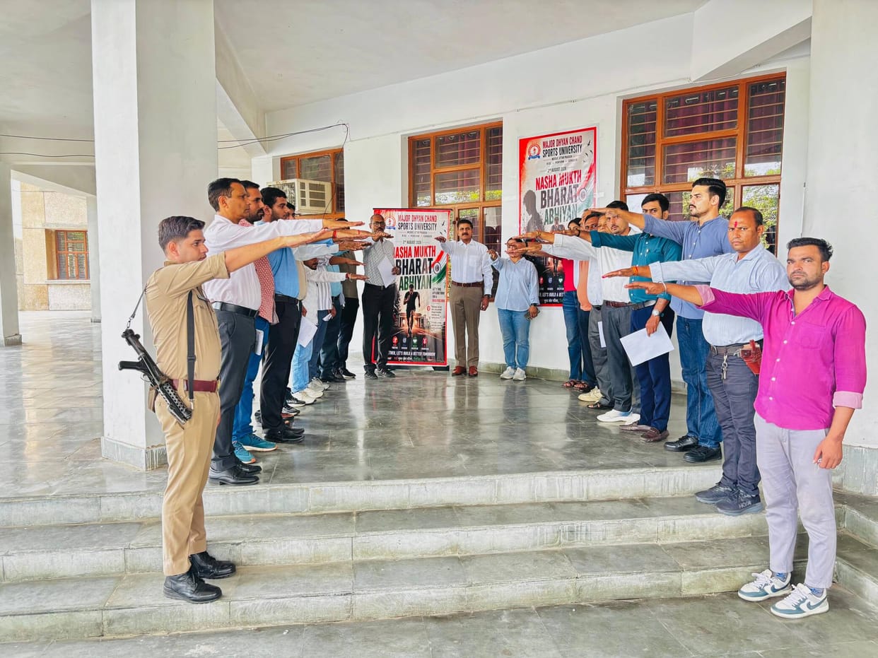 Sports university officials took the pledge for a drug-free India.