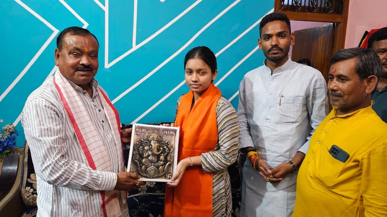 MLA honored Priya.