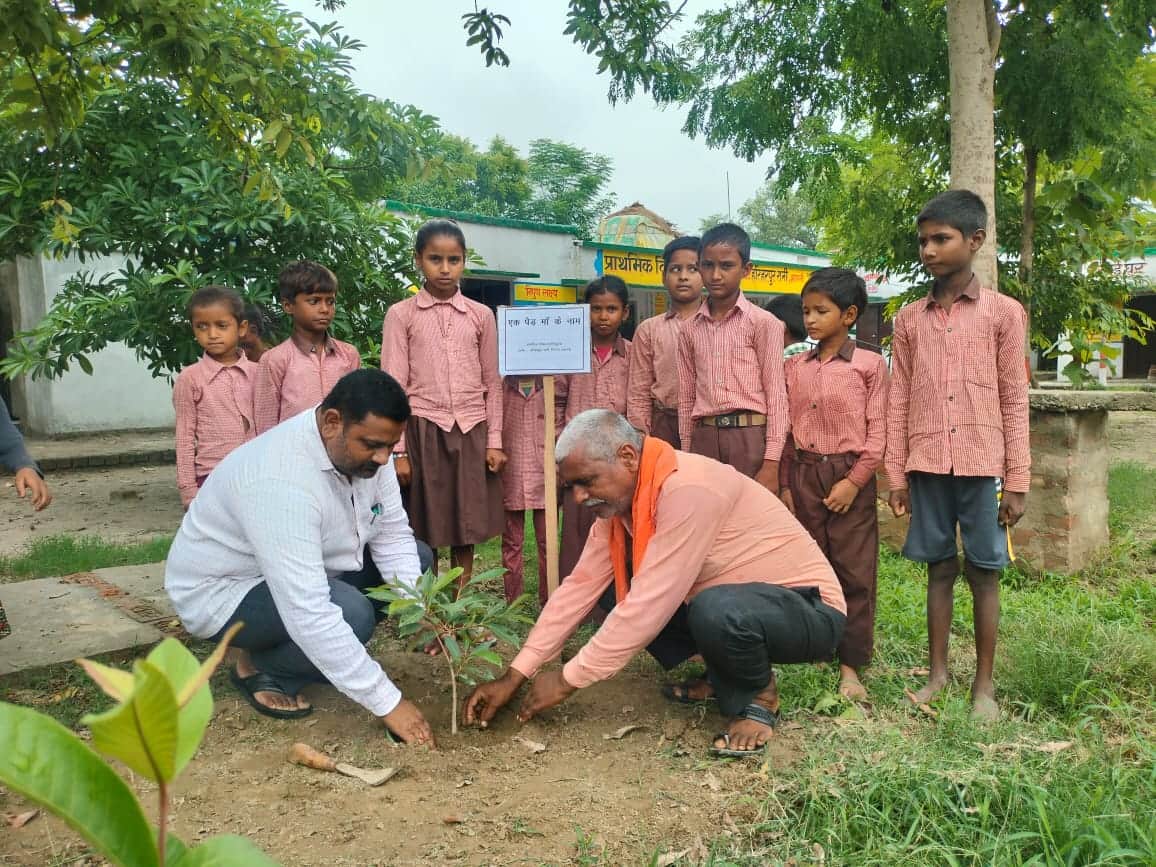 Highlighted the importance of environmental conservation by planting saplings.