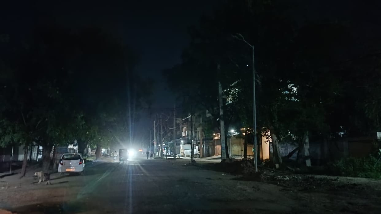 45 streetlights out; risk of accidents