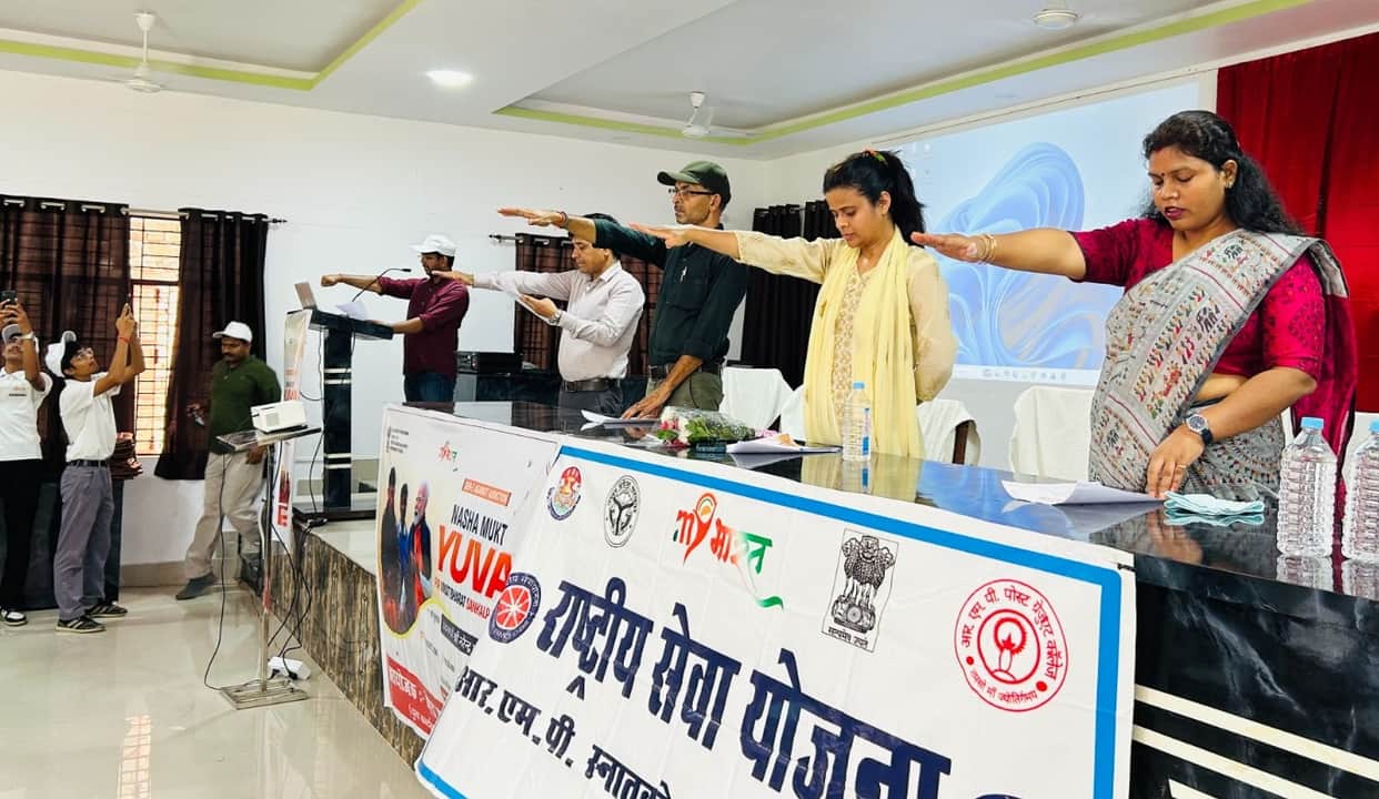 The youth pledged to make India drug-free.