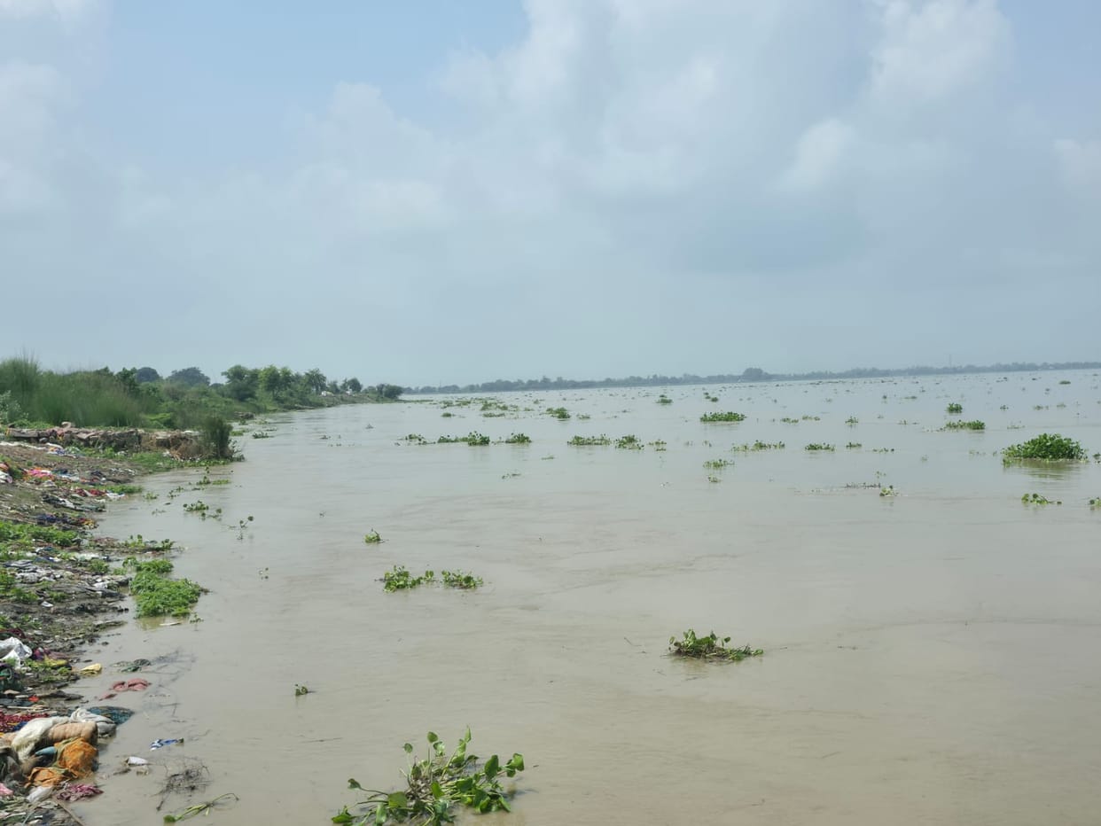 Saryu surges again; water level rises by 25 cm in 24 hours.