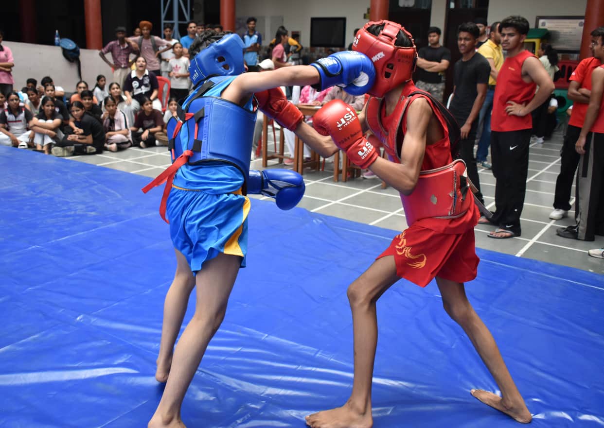 Police DAV School overall champion in cluster level competition