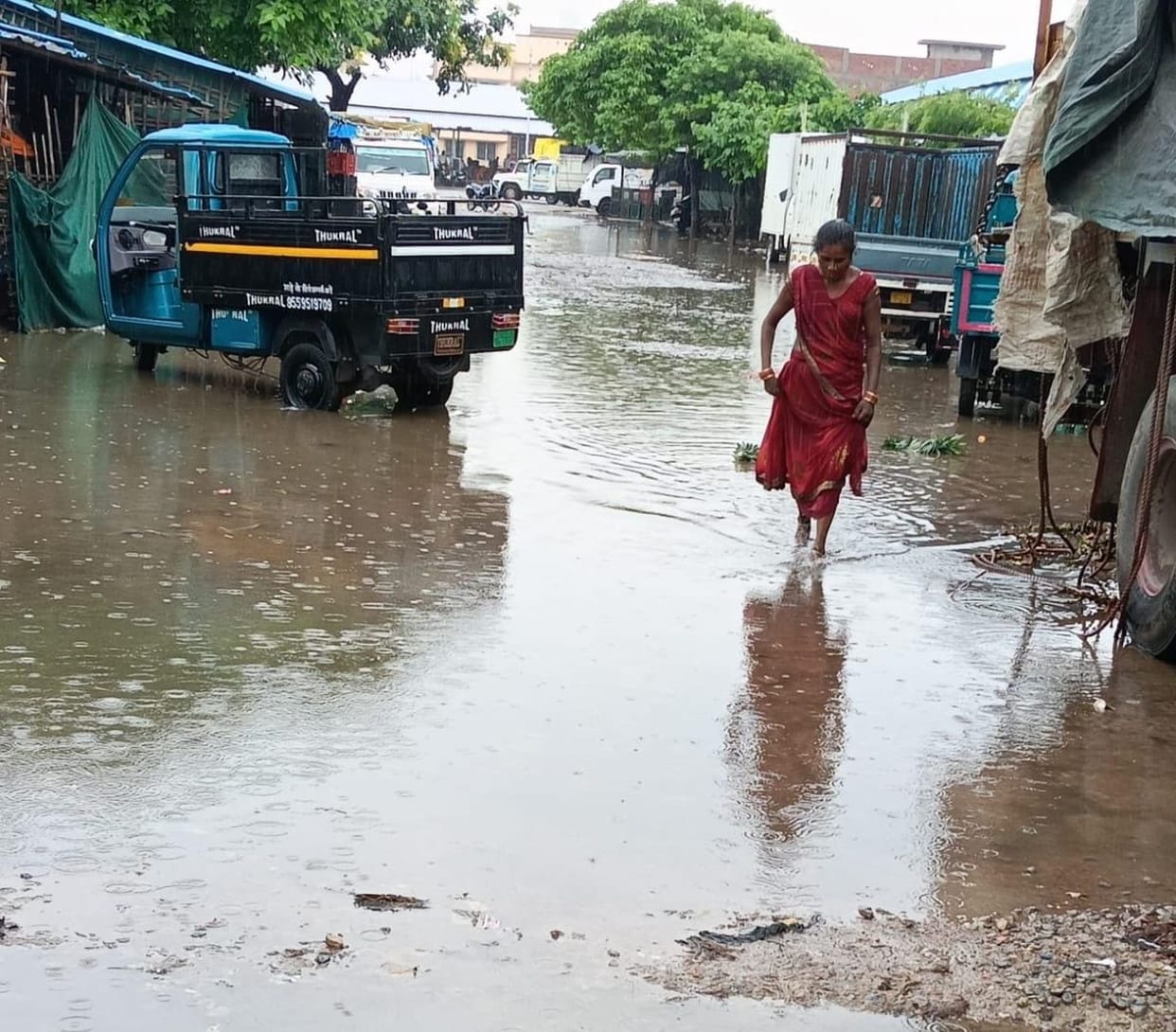 Half an hour of rain brought relief, but waterlogging added to the trouble